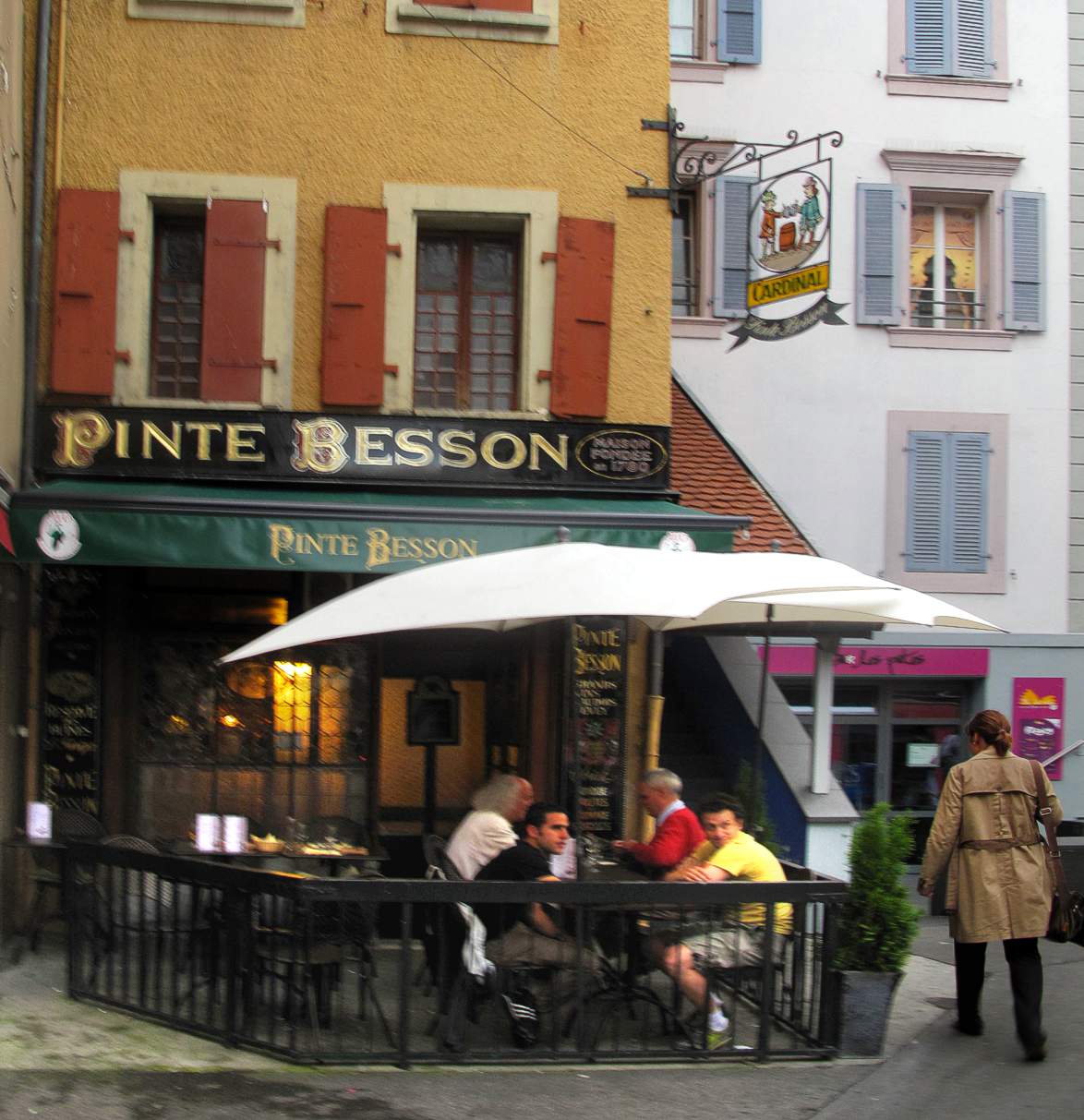 Lausanne, PINTE BESSON