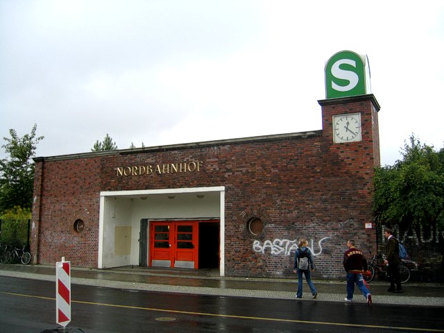 S-Bahnhof Nordbahnhof (letzterer steht nicht mehr)